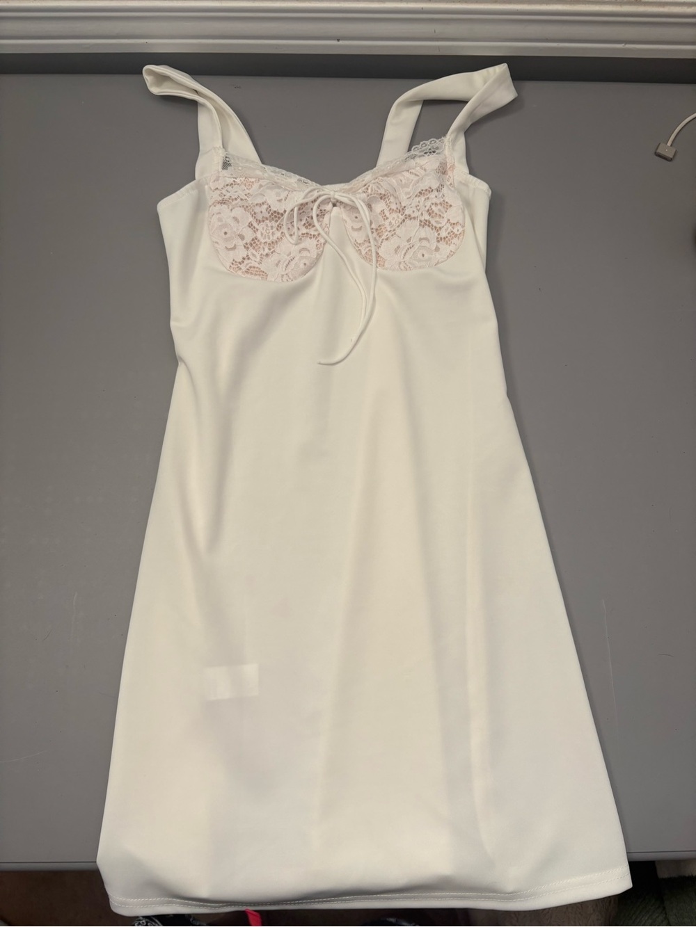 Women's White Lace-Trim Chemise Sleep Dress